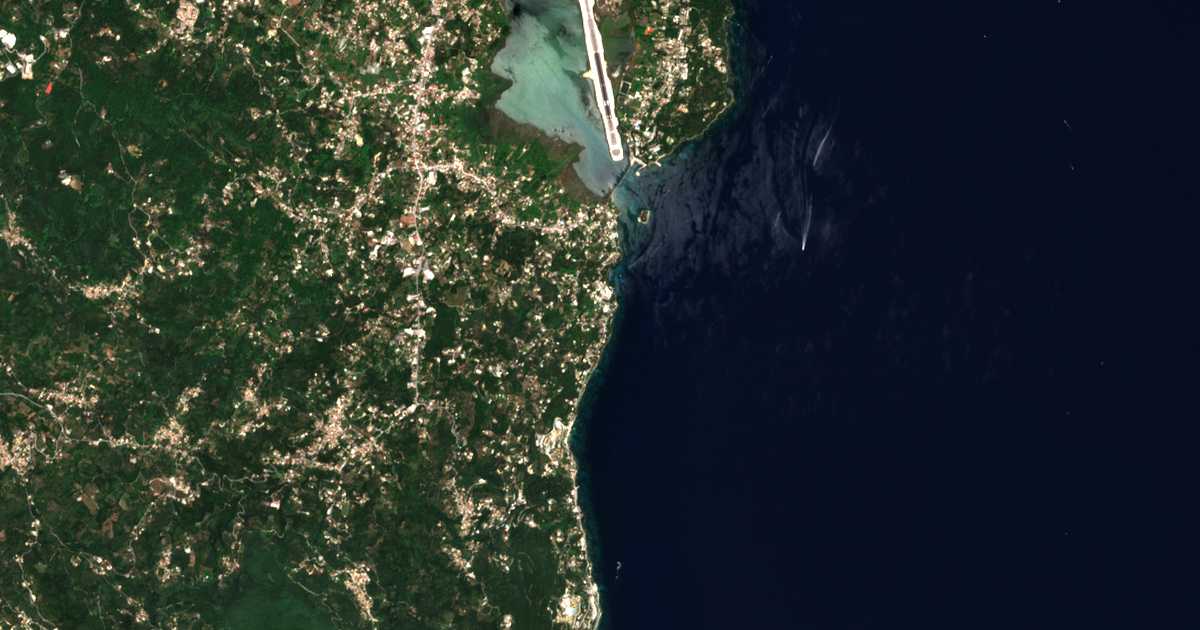 Satellitenkarte von Pérama