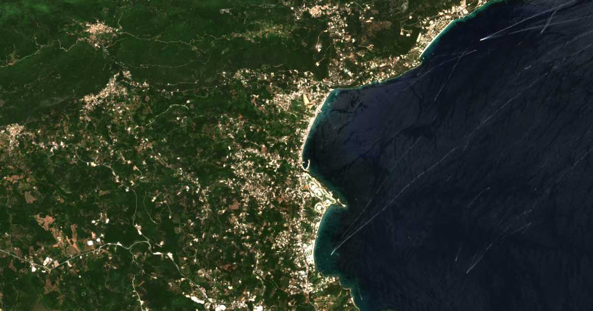 Satellitenkarte von Ýpsos