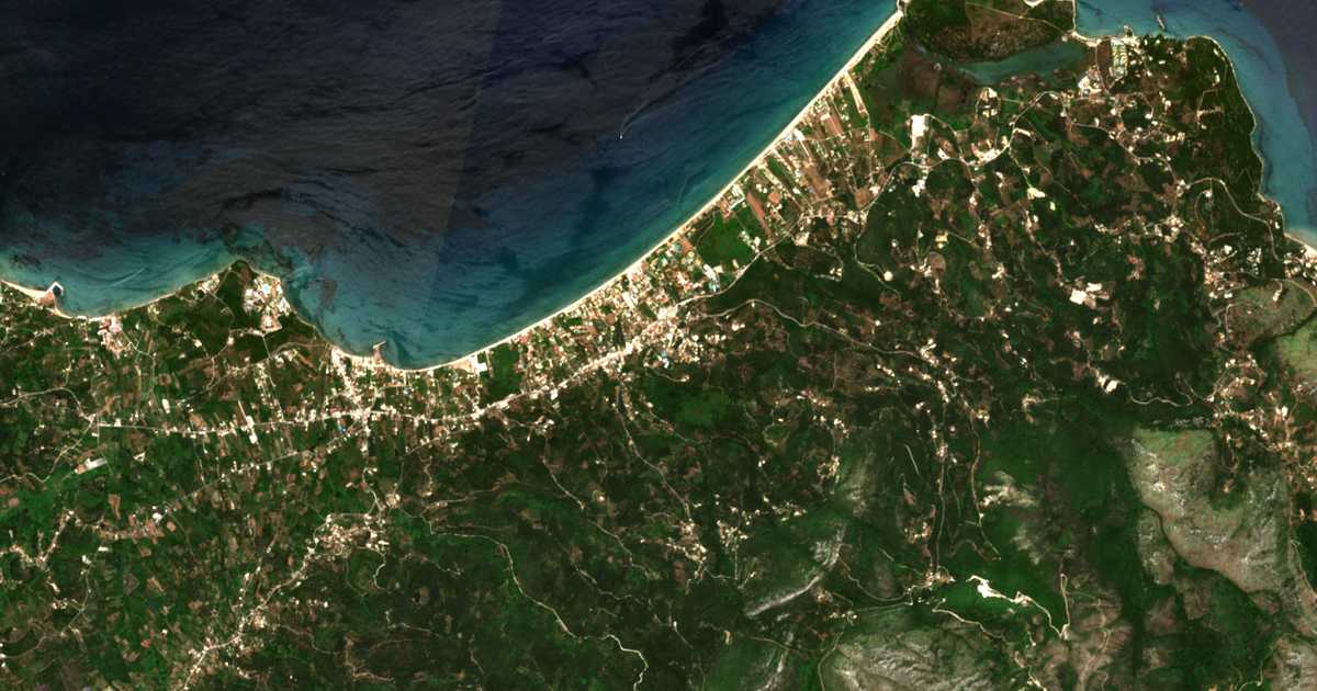 Satellitenkarte von Acharávi
