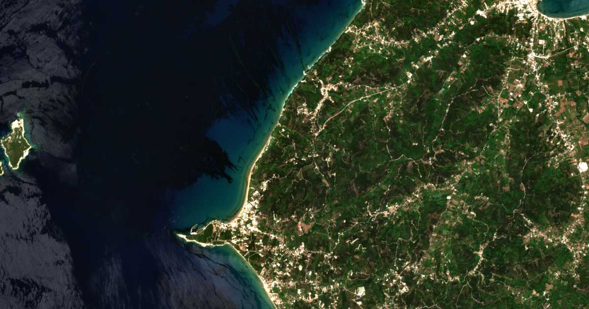 Satellitenkarte von Agía Pelagía