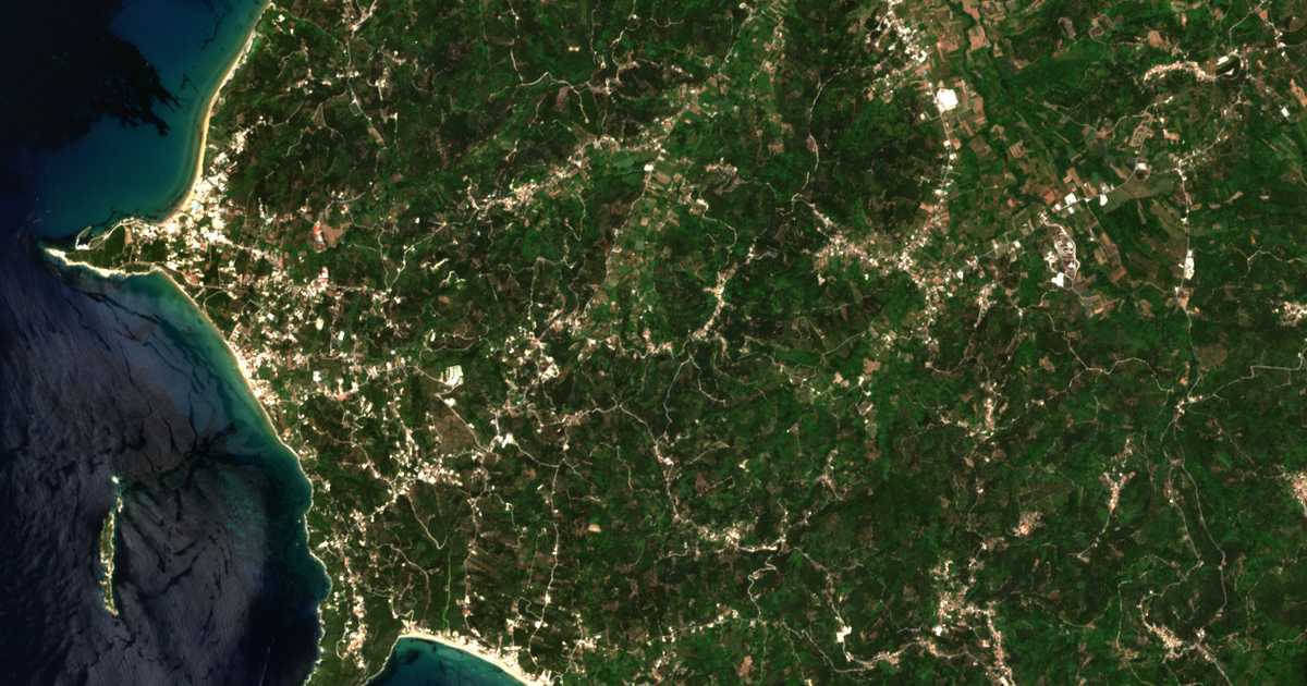 Satellitenkarte von Armenádes