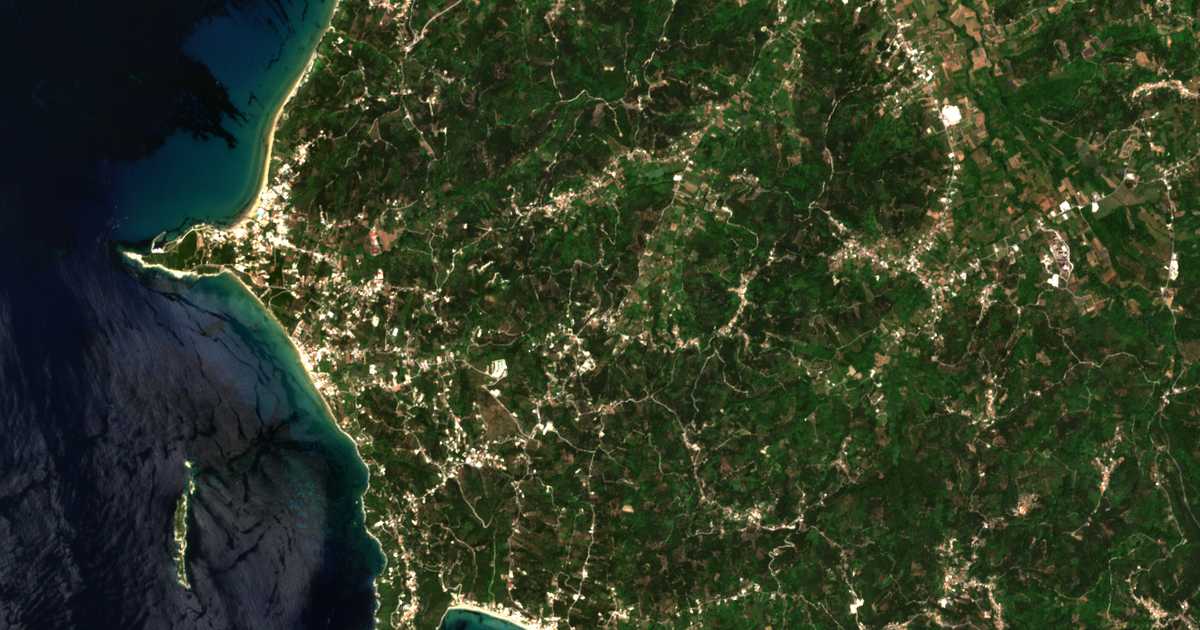 Satellitenkarte von Kavvadádes