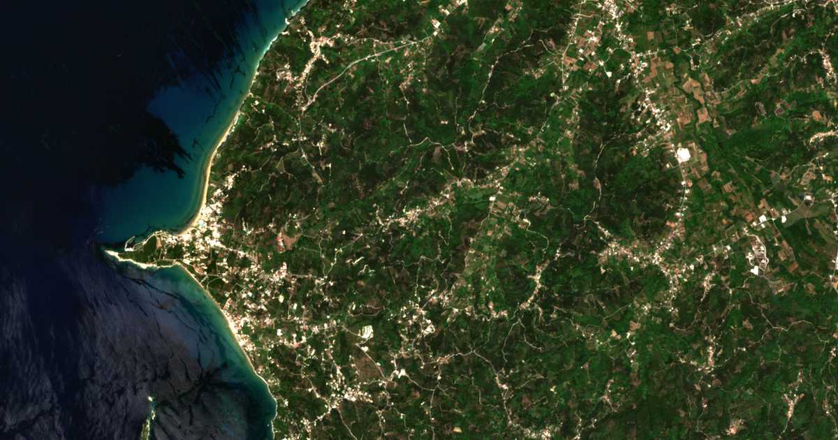 Satellitenkarte von Magouládes