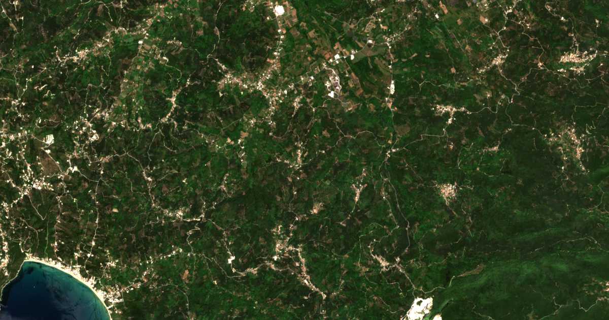 Satellitenkarte von Mesariá