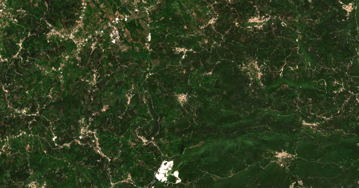Satellitenkarte von Valaneíon