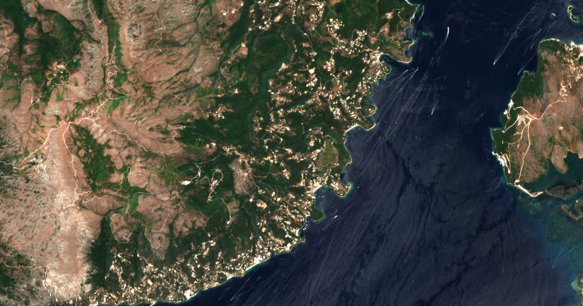 Satellitenkarte von Víngla