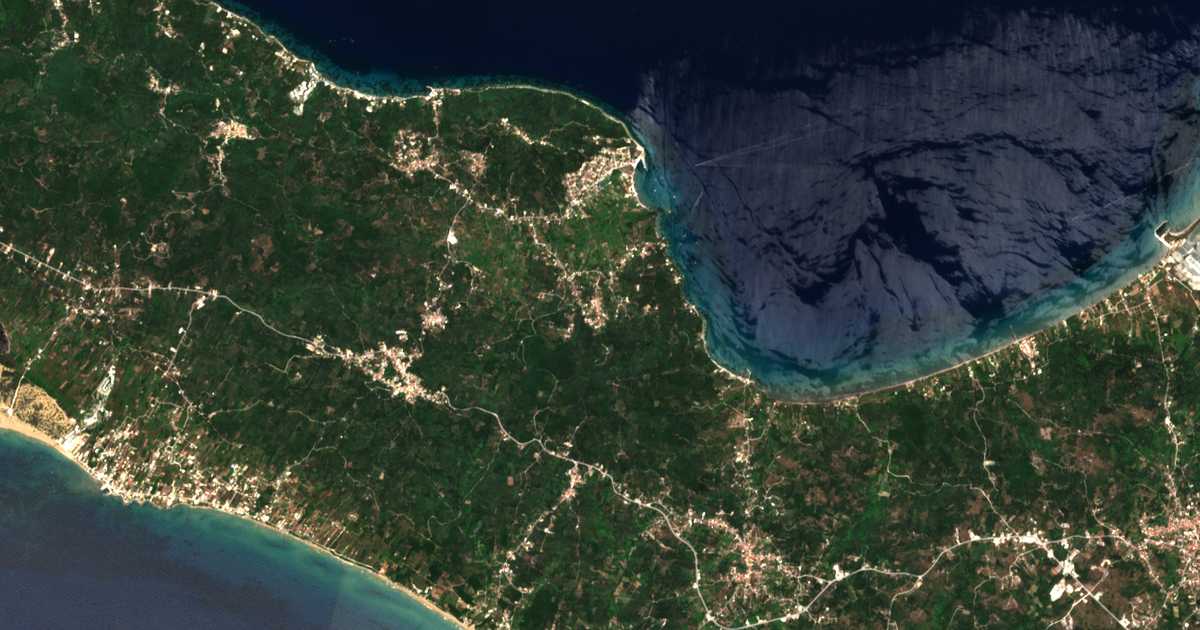 Satellitenkarte von Ágios Nikólaos