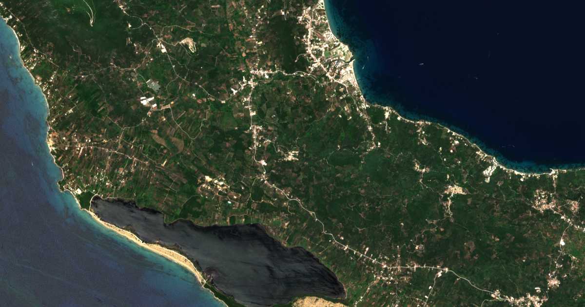 Satellitenkarte von Chlomatianá