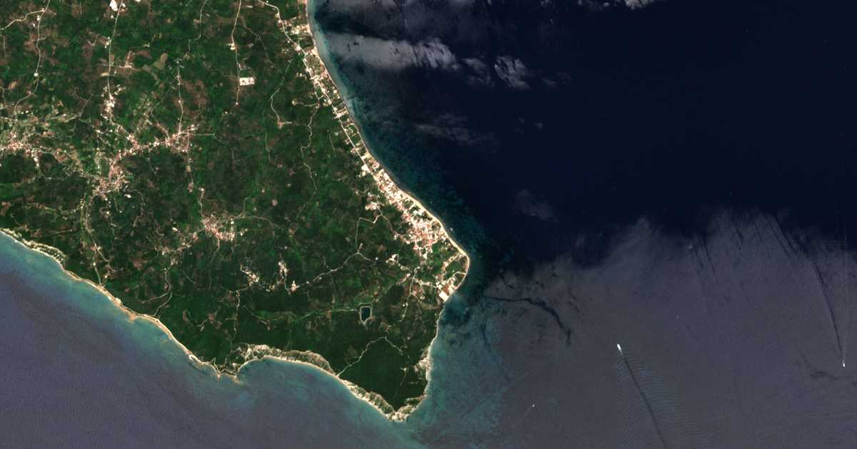 Satellitenkarte von Kávos