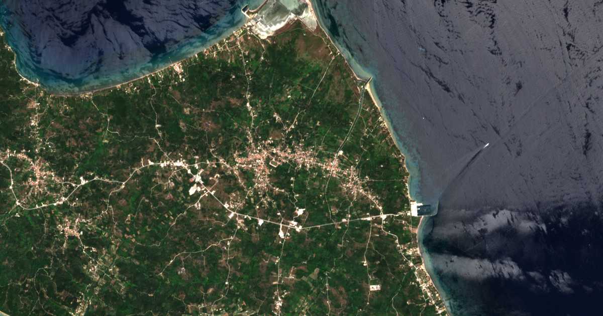 Satellitenkarte von Lefkimmi