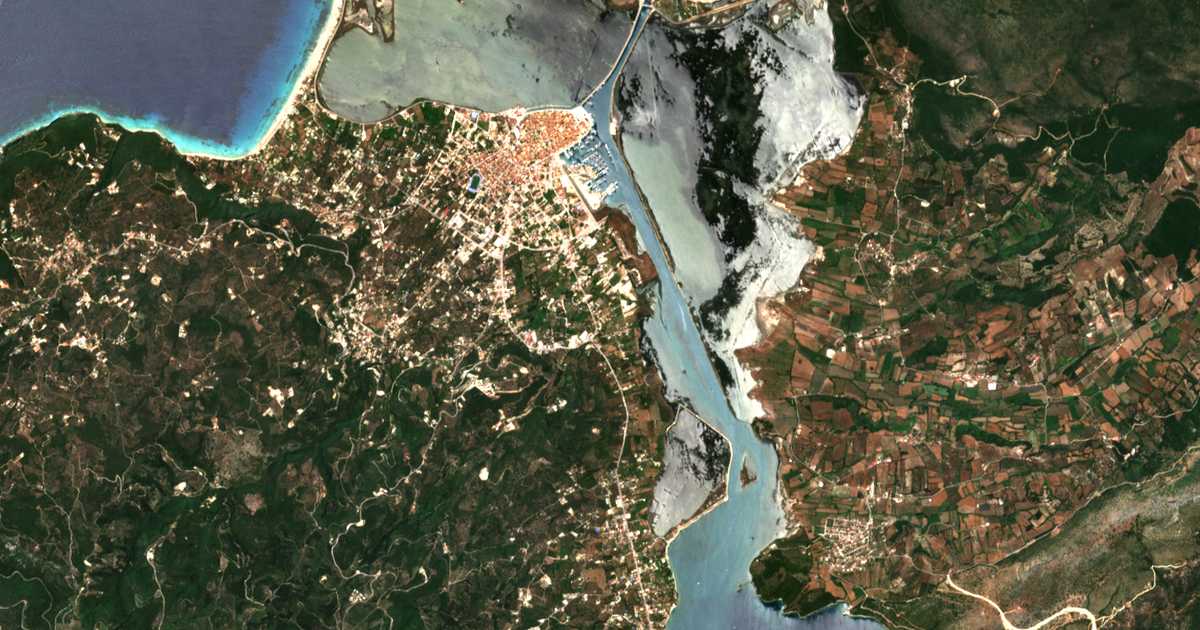 Satellitenkarte von Kalligónion