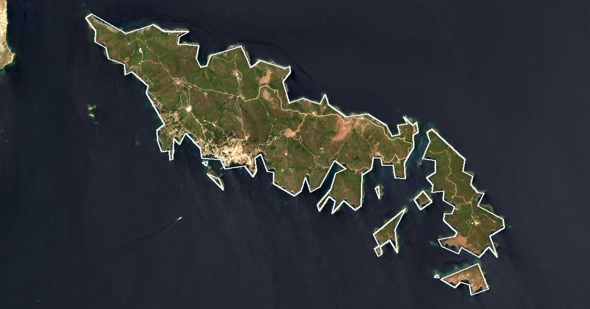 Satellitenbild mit eingezeichneter Grenze: Dímos Oinoussón