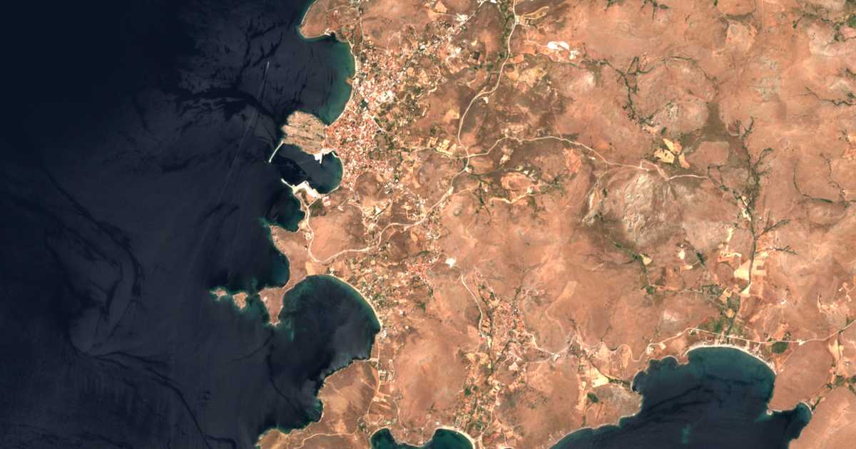Satellitenkarte von Ágioi Anárgyroi