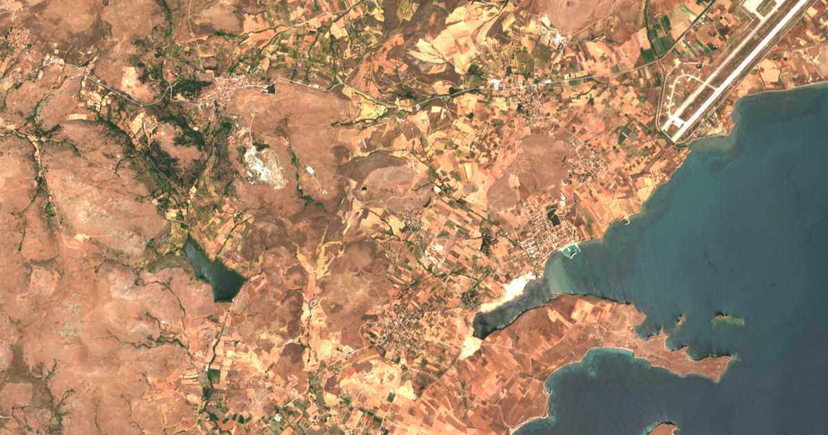 Satellitenkarte von Agkaryónes