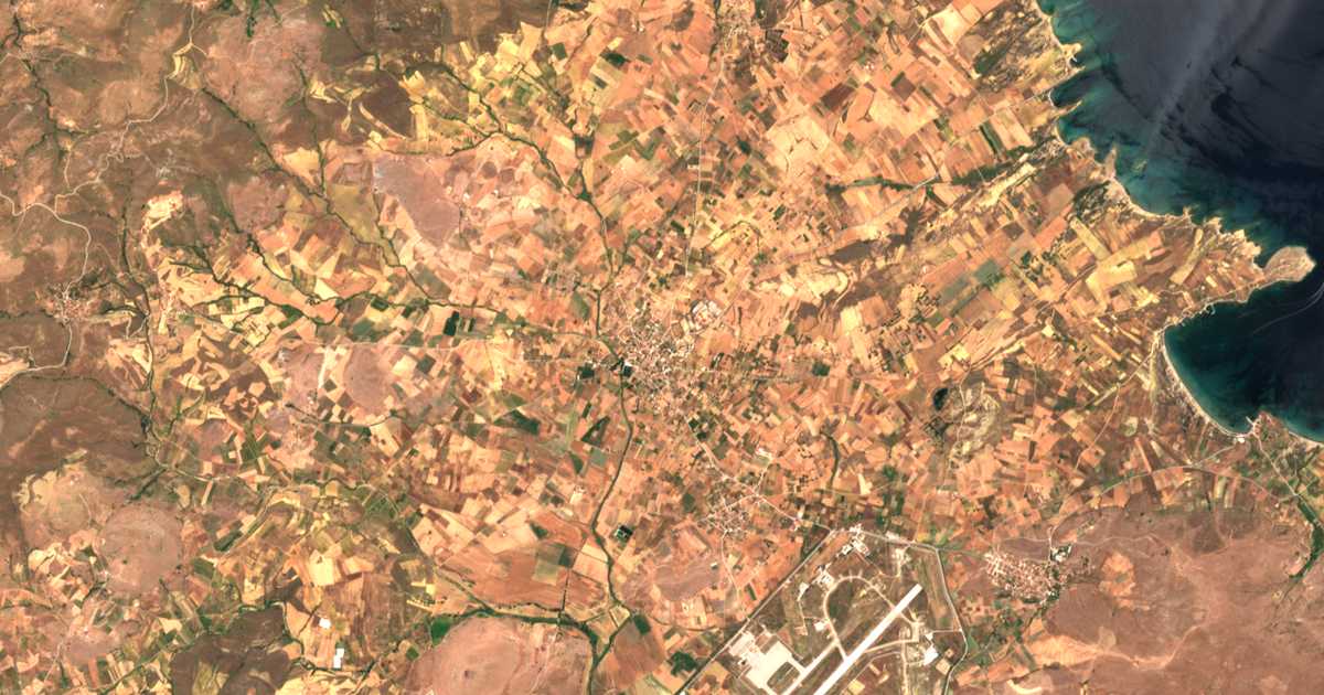 Satellitenkarte von Atsiki