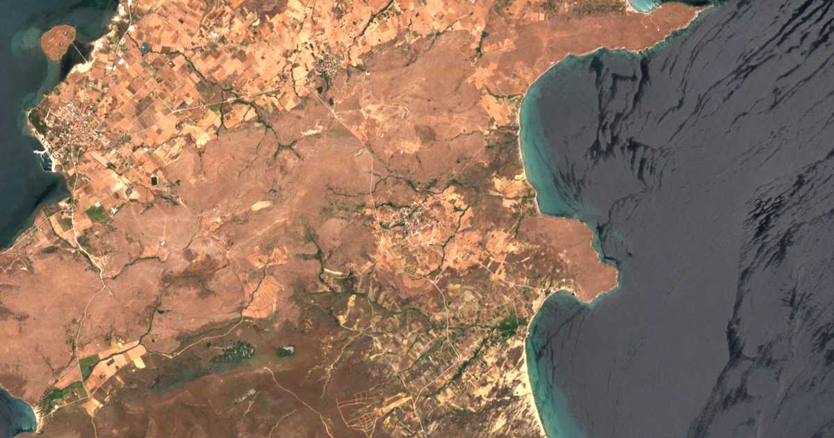 Satellitenkarte von Kamínia