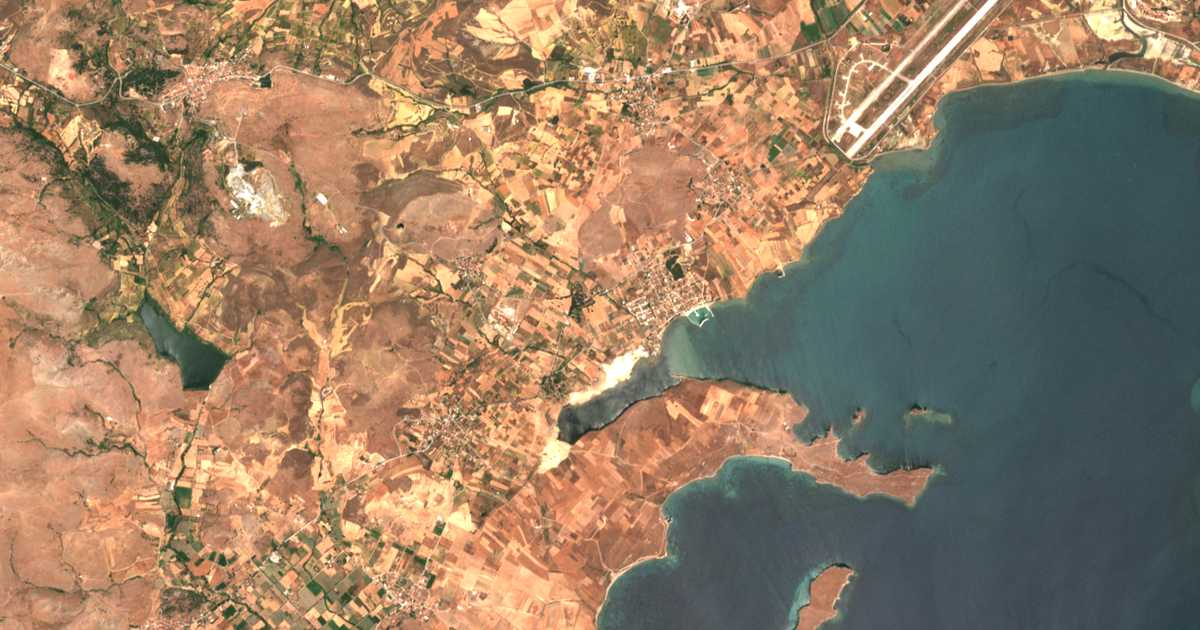 Satellitenkarte von Néo Pedinó