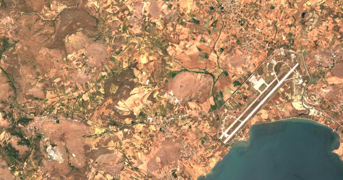 Satellitenkarte von Polióchni