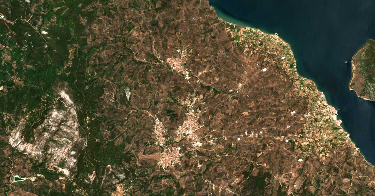 Satellitenkarte von Plakádos