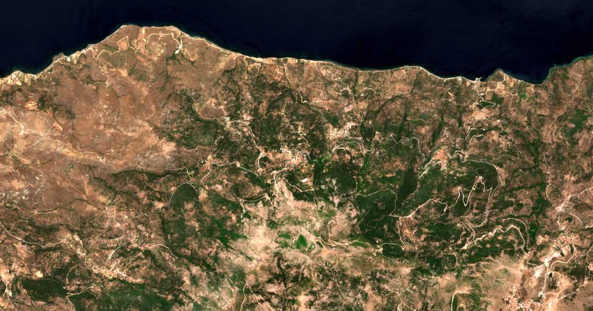 Satellitenkarte von Árgennos