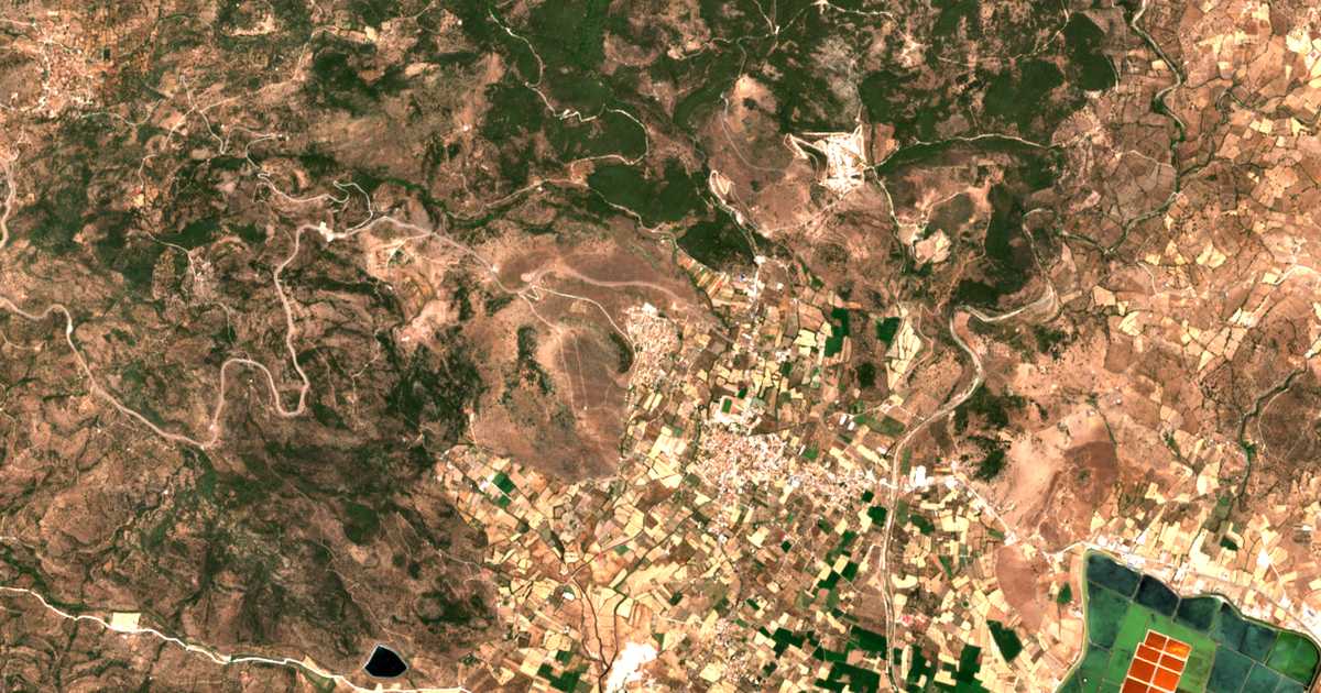 Satellitenkarte von Dáfia