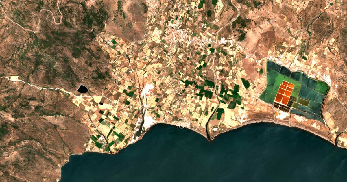 Satellitenkarte von Kerámion