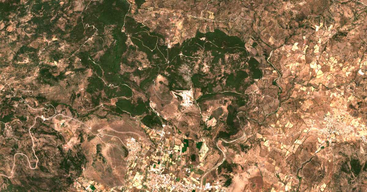 Satellitenkarte von Petsofás