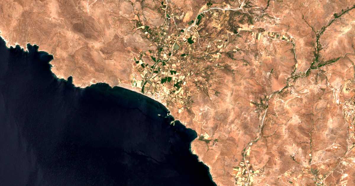 Satellitenkarte von Psínia