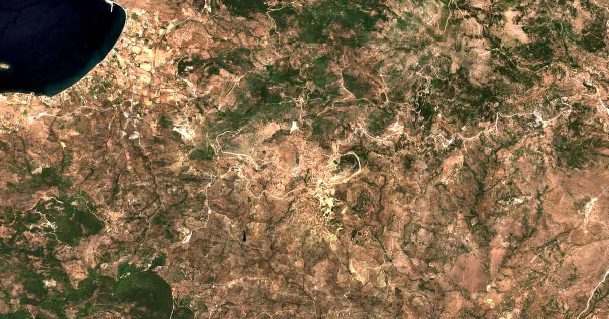 Satellitenkarte von Stýpsi