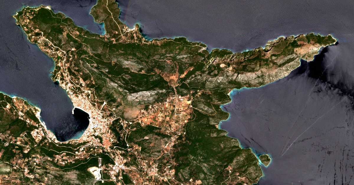 Satellitenkarte von Kamára