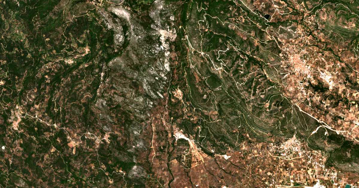 Satellitenkarte von Mavratzei