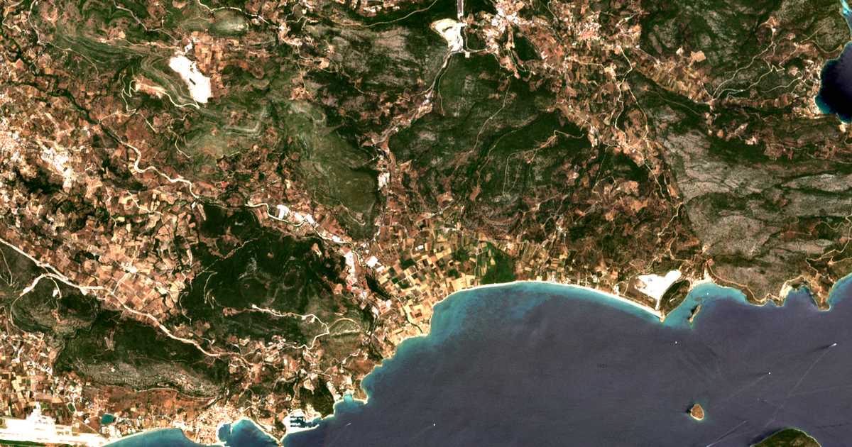 Satellitenkarte von Mesókampos