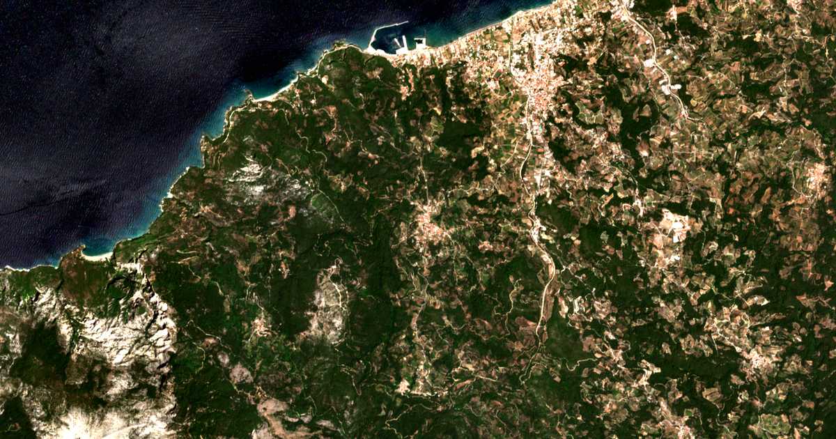 Satellitenkarte von Leka