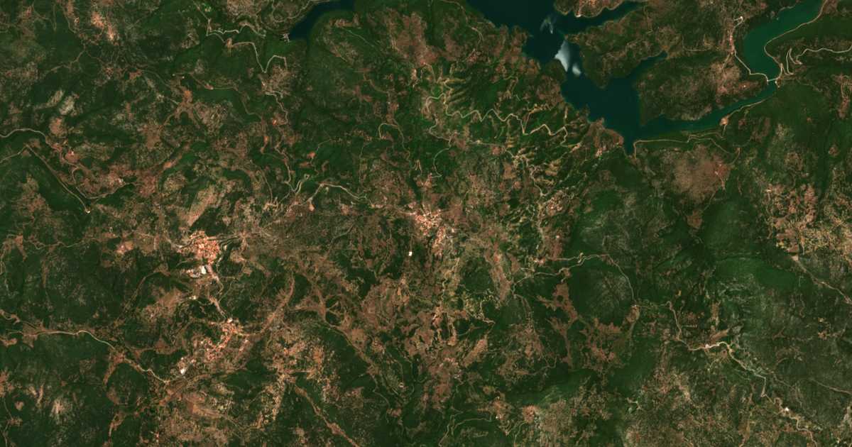 Satellitenkarte von Perdikonérion