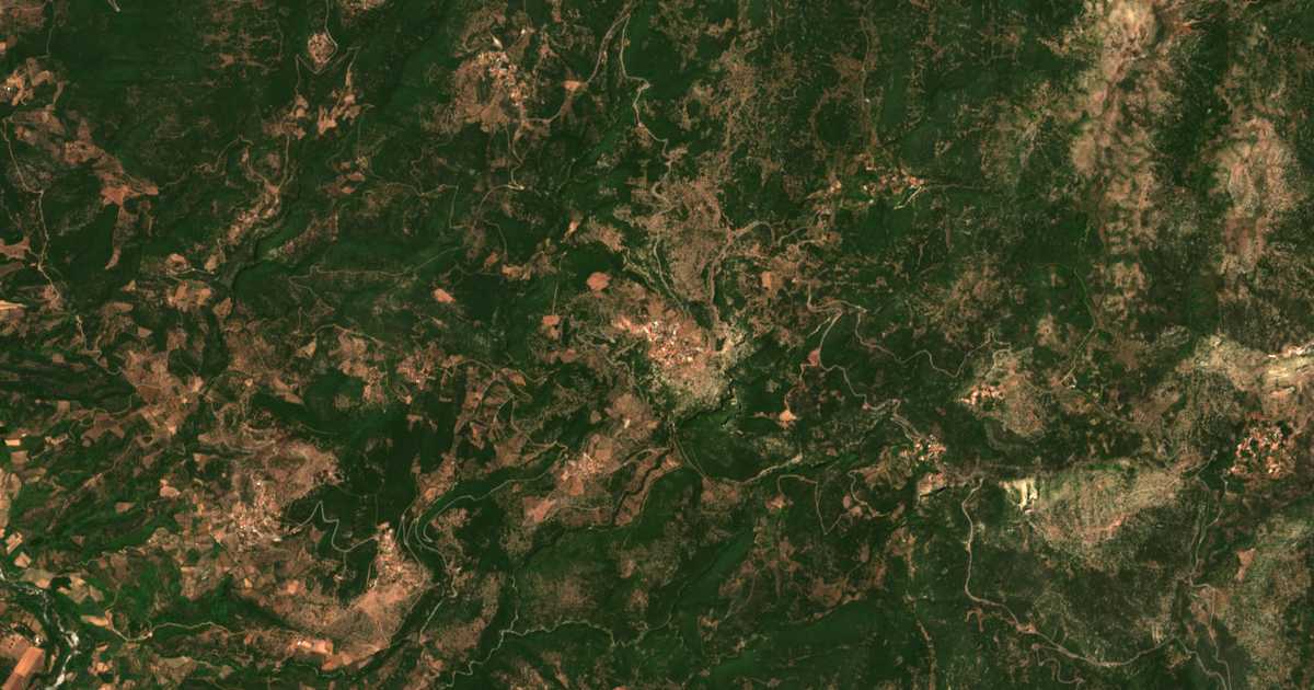 Satellitenkarte von Ráftis