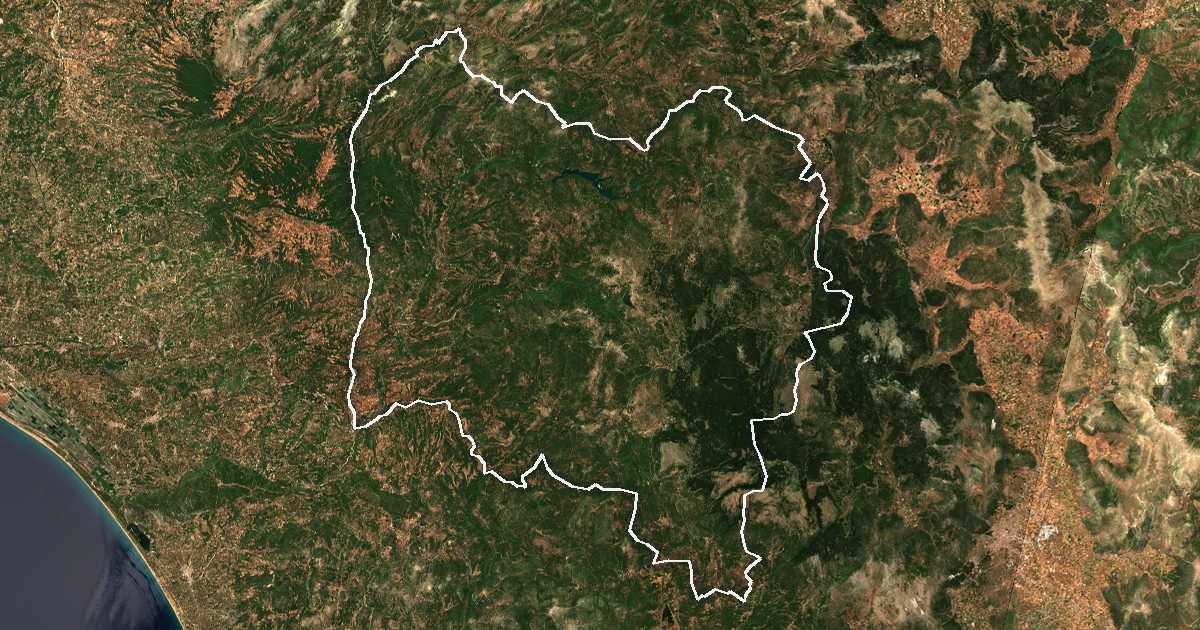 Satellitenbild mit eingezeichneter Grenze: Gortynia