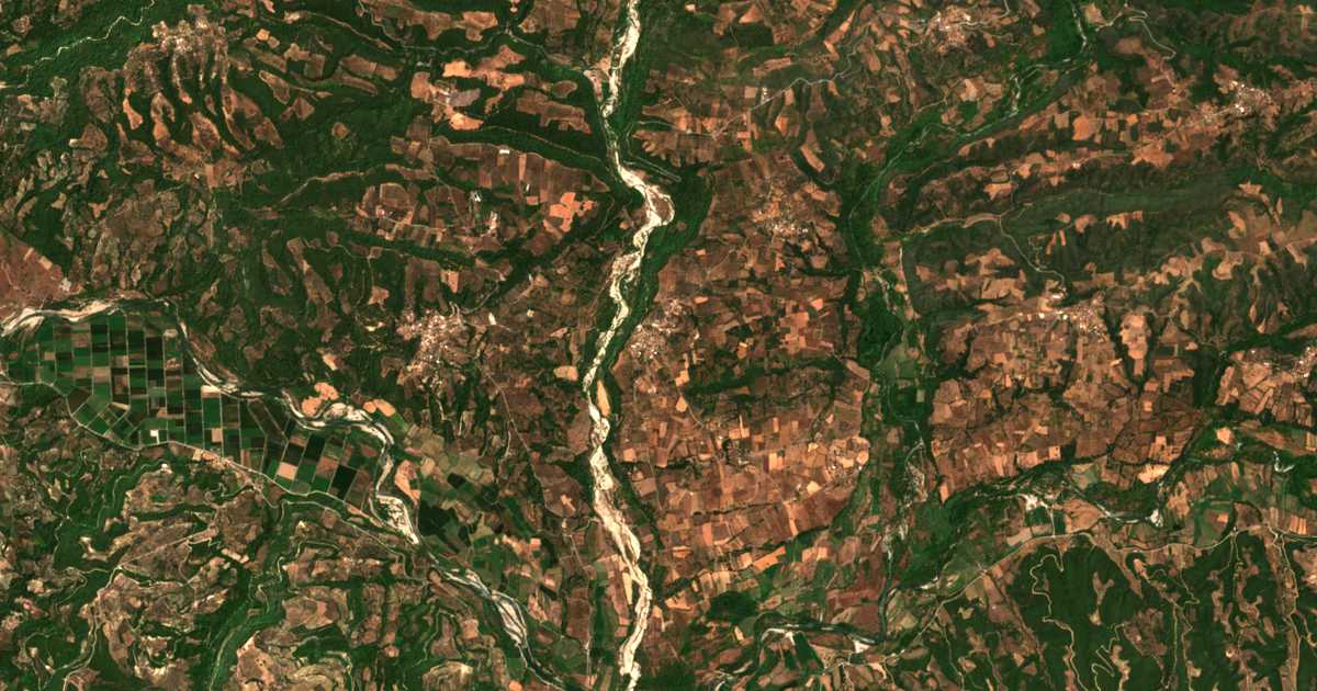 Satellitenkarte von Tripotamiá