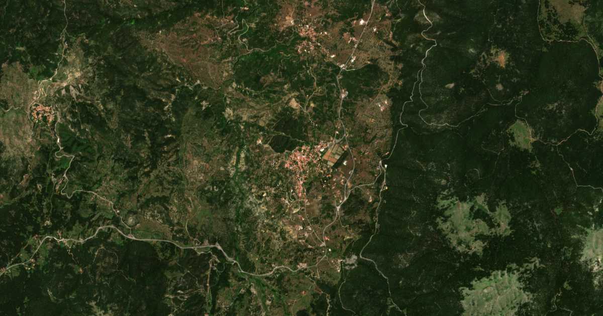 Satellitenkarte von Vytina