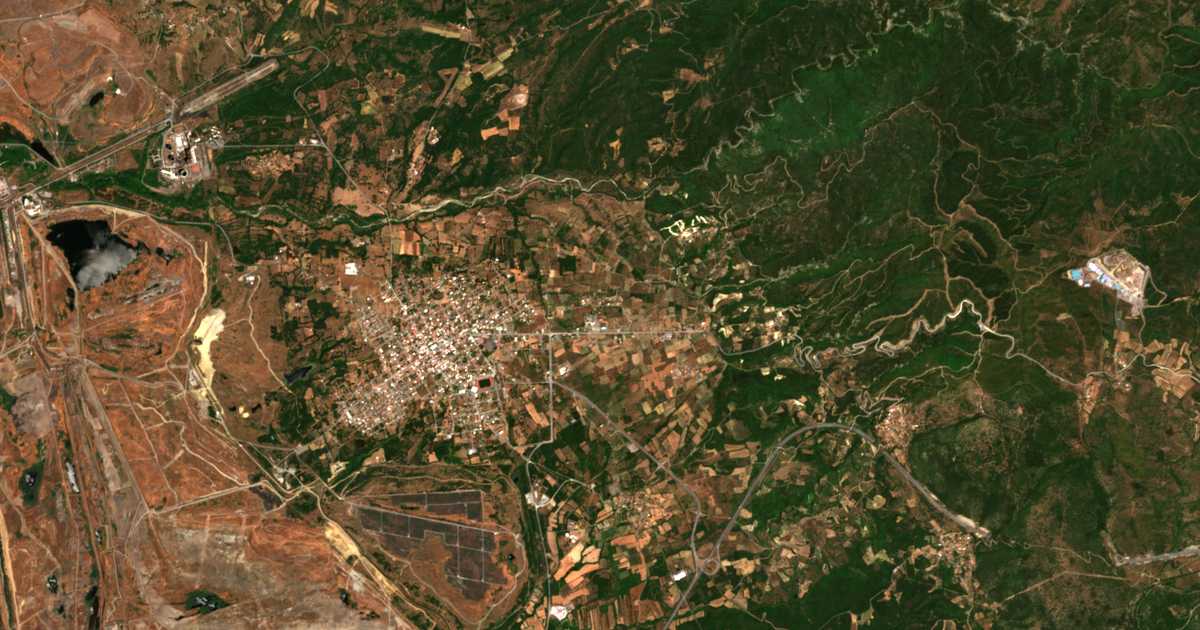Satellitenkarte von Káto Makrýsi