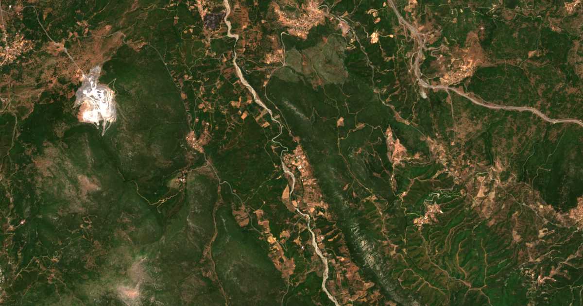Satellitenkarte von Potamiá
