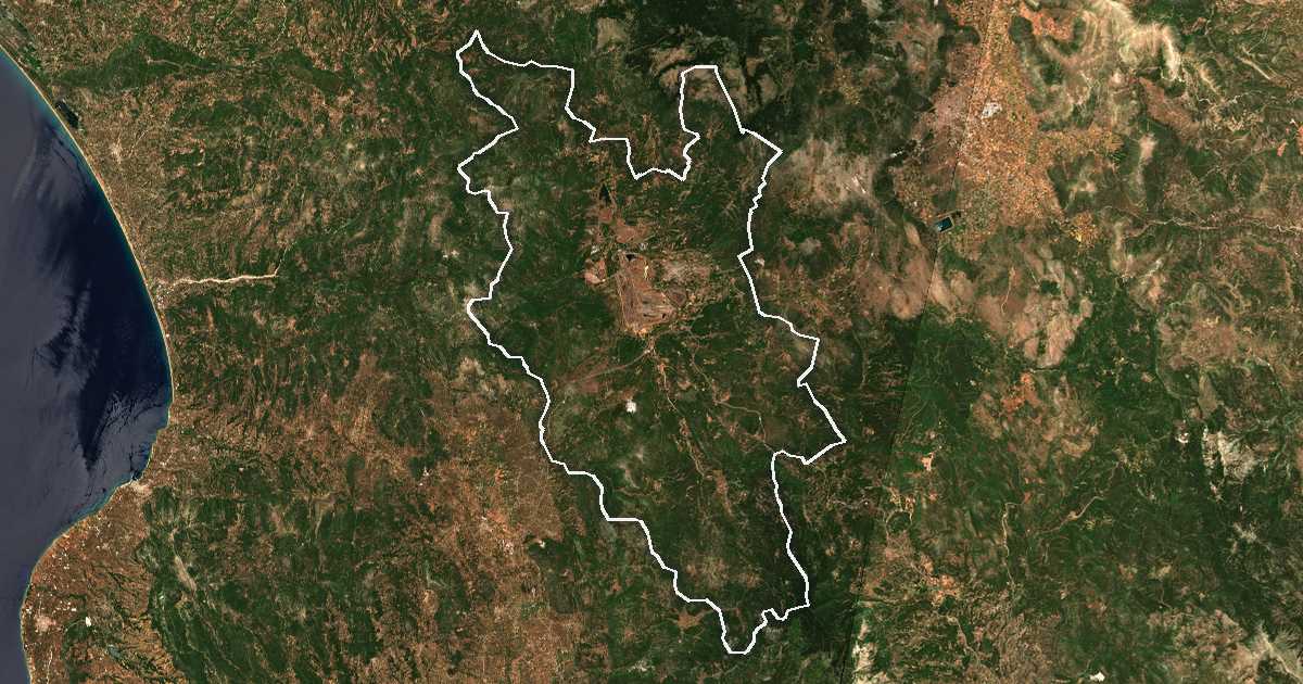 Satellitenbild mit eingezeichneter Grenze: Dímos Megalópolis