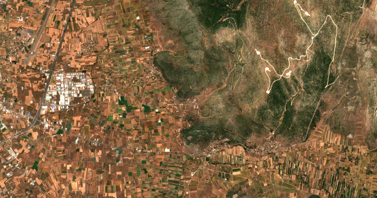 Satellitenkarte von Neochórion