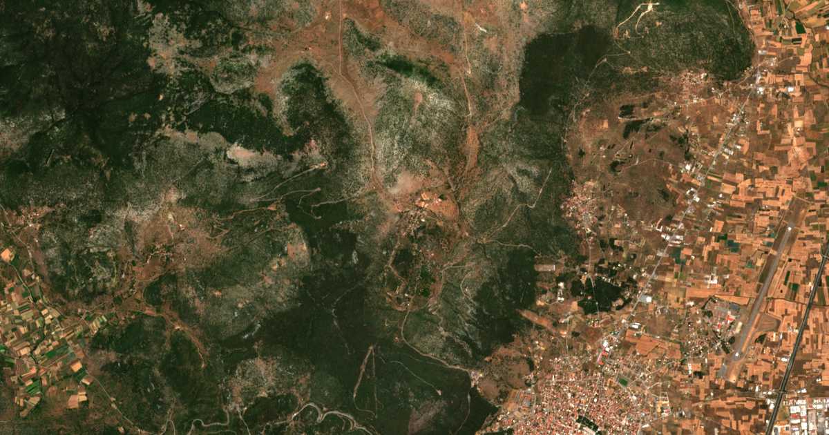 Satellitenkarte von Perthórion