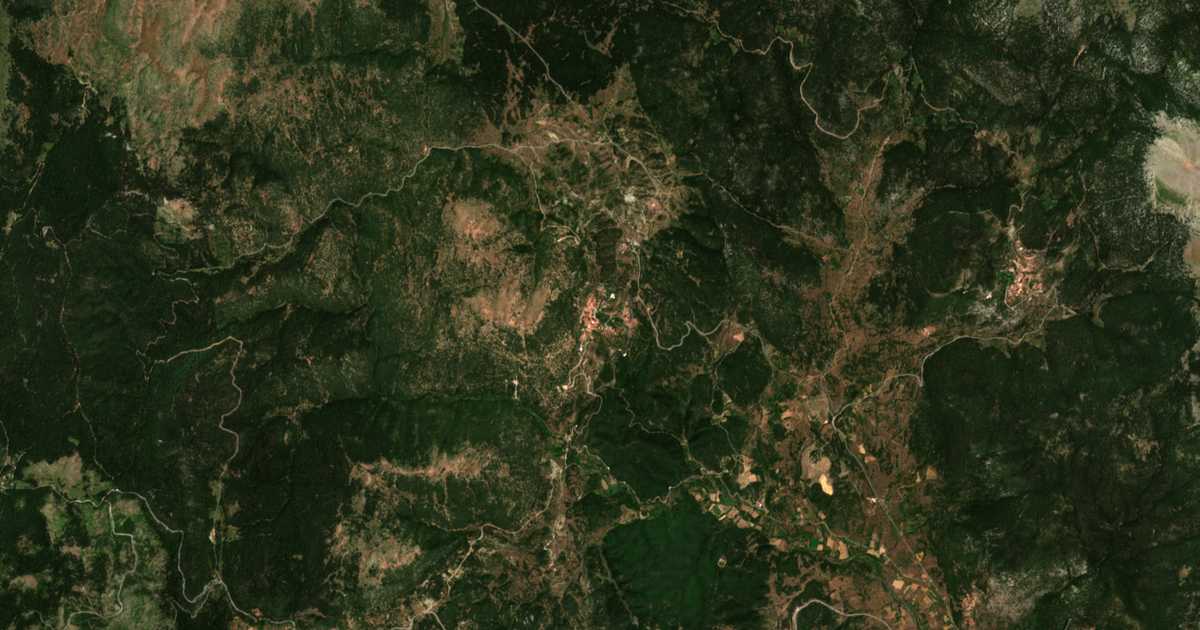 Satellitenkarte von Piána