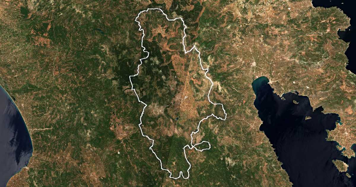 Satellitenbild mit eingezeichneter Grenze: Dímos Trípolis