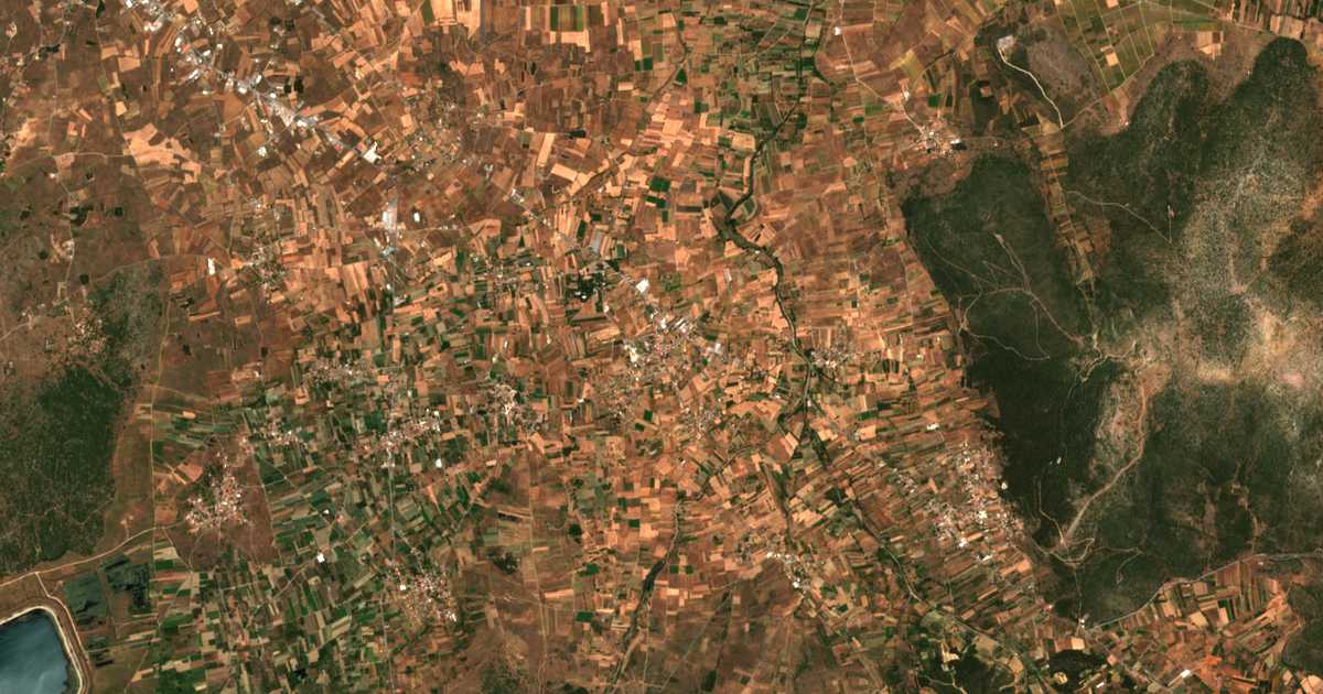 Satellitenkarte von Stádion