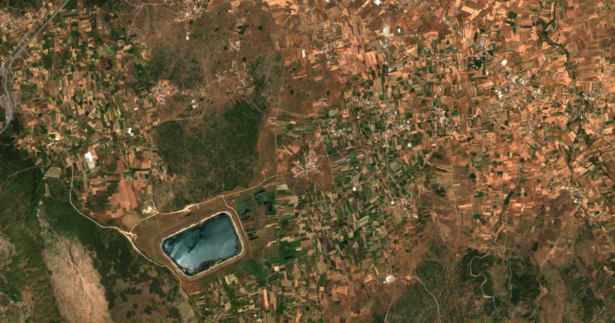 Satellitenkarte von Vounón