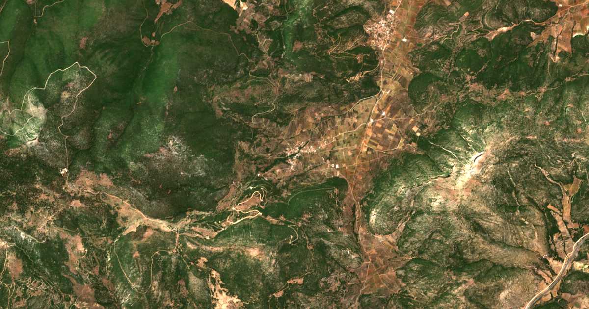 Satellitenkarte von Gymnón