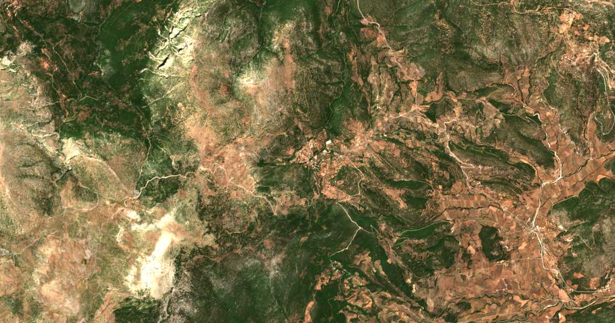Satellitenkarte von Karyá