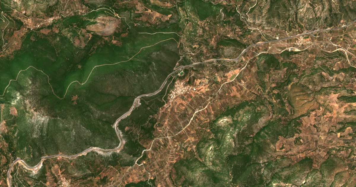 Satellitenkarte von Lýrkeia